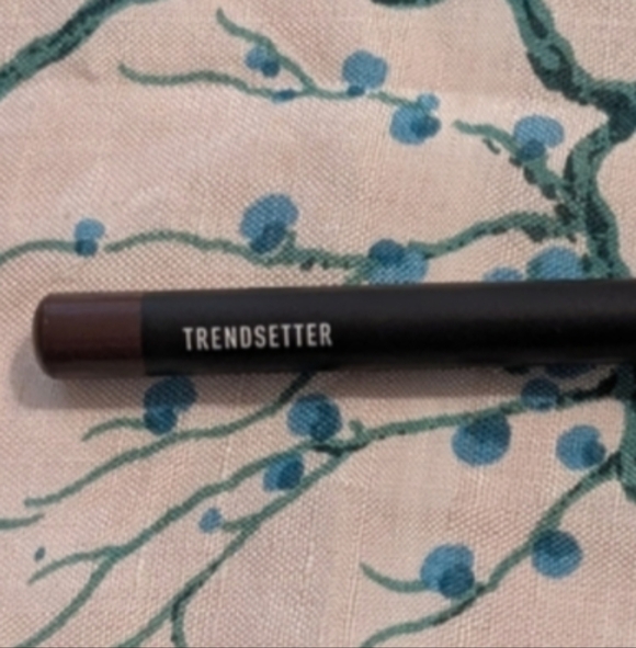 Brown Morphe Color Pencil In Trendsetter - New Without Box Never Used - Picture 6 of 7